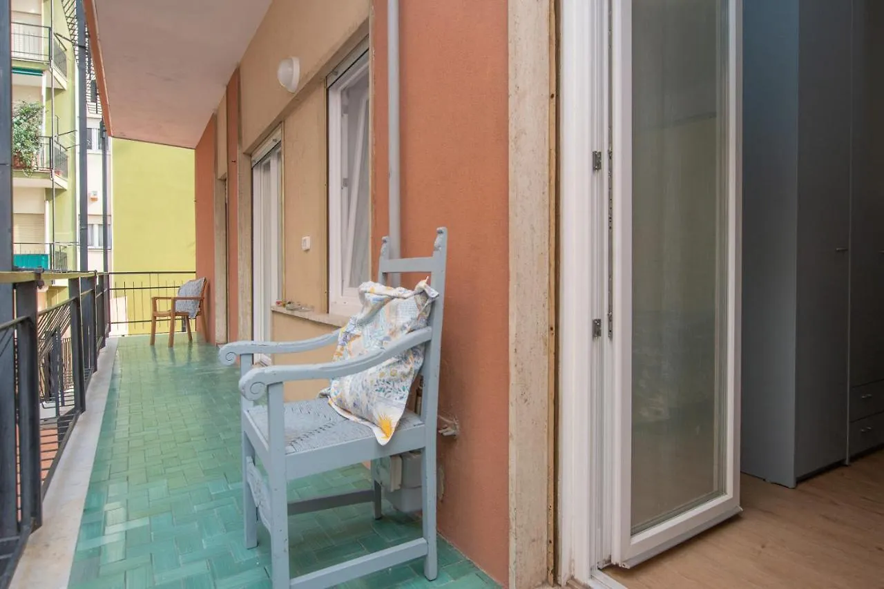 Appartamento Di 65 Mq. A 50 Metri Dal Mare Albissola Marina Italy